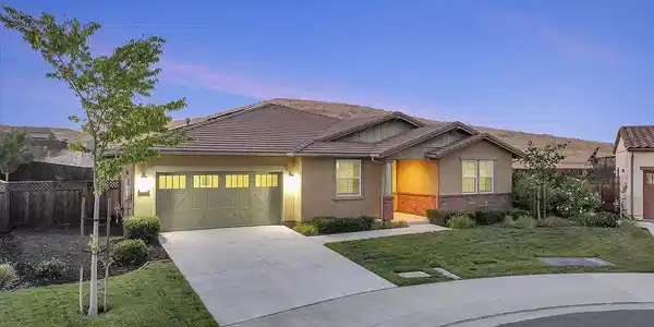 5538 Pinnacle View Ct