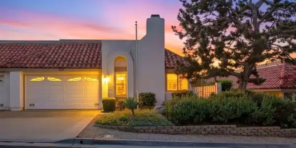 4225 Dawn Lane