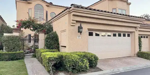 3614 Paseo Vista Famosa