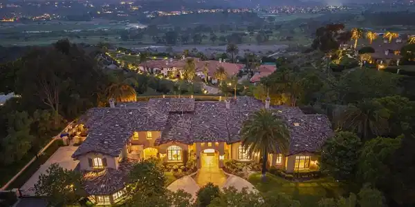 4690 Rancho Del Mar Trl