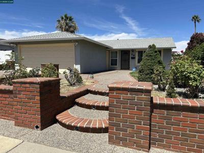 26 Leeward Way
