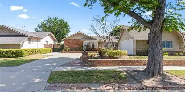 2732 Mainway