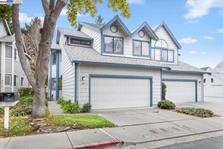 303 Delmonte Way