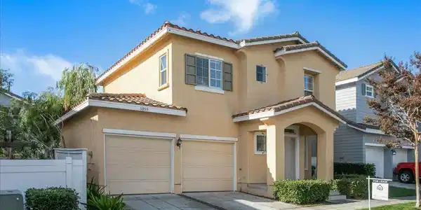 1055 Cottage
