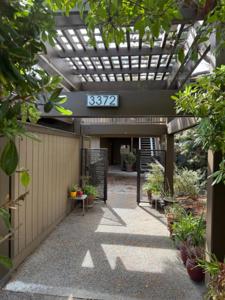 3372 La Mesa Drive