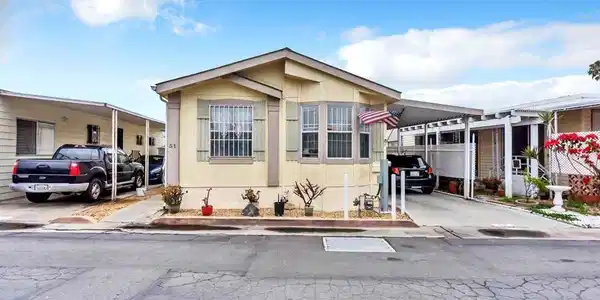 677 G St