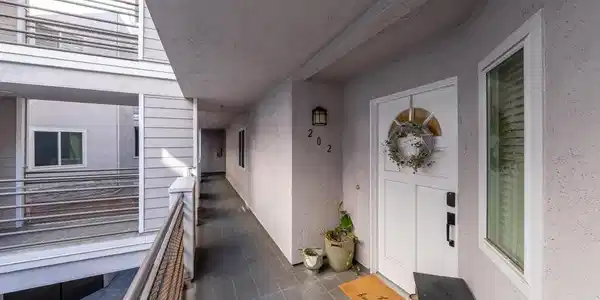 3666 3rd Ave