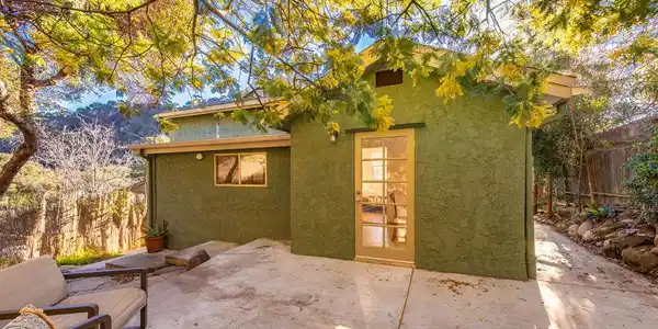 543 Fernwood Pacific Drive
