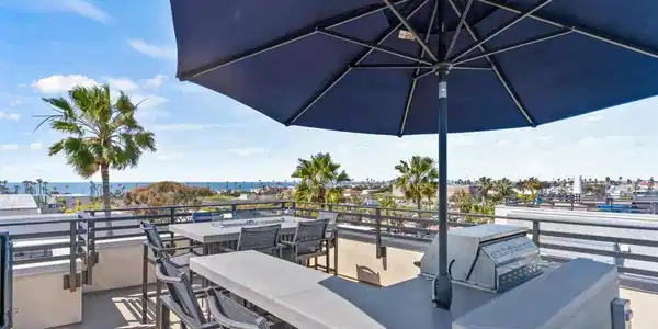 1573 Vista Del Mar Way