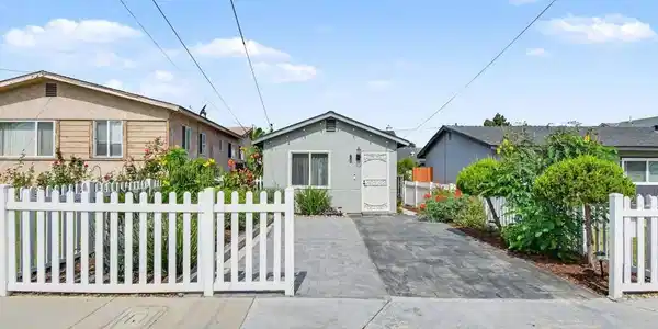 1150 14th. St.