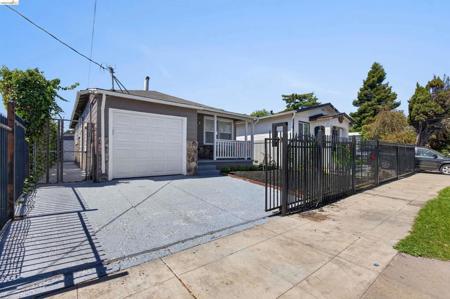 1137 Seminary Ave