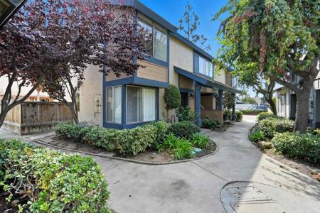 1570 ORO VISTA Road