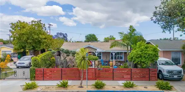 2470 Hayes