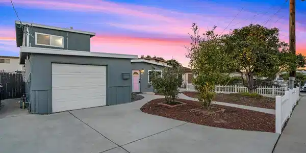 434 Del Mar Ct