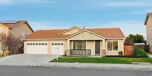 1871 Ventura Dr