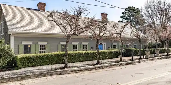 811 Alameda Avenue
