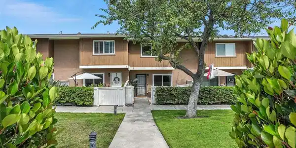 712 Buena Tierra Way