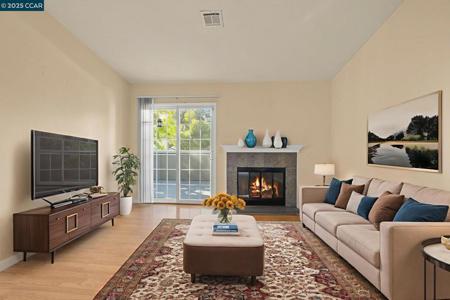 560 Canyon Oaks