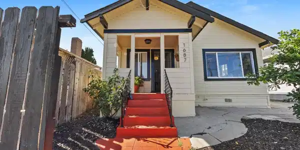 1687 70Th Ave