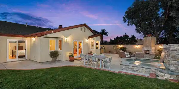 12933 Biscayne