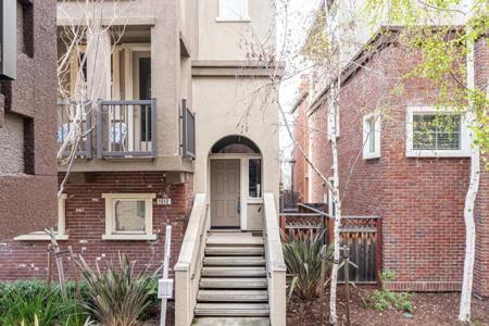 1610 Vendre Place