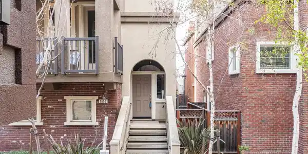 1610 Vendre Place