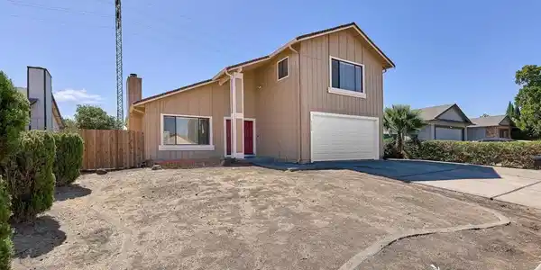 2126 Mendocino Dr