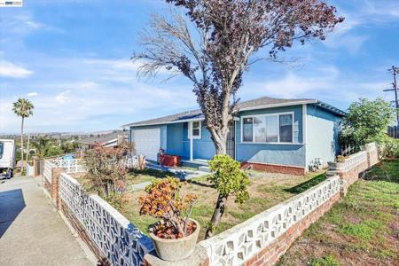 452 Wilshire Avenue