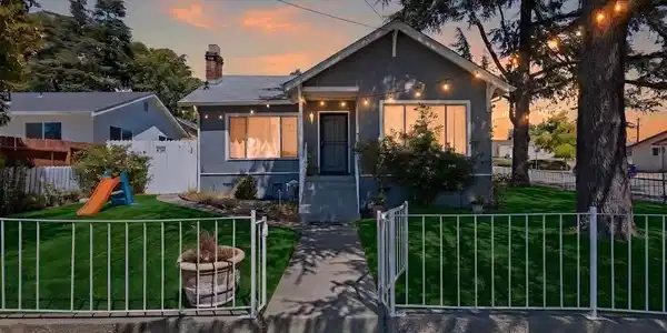 416 Maple Avenue