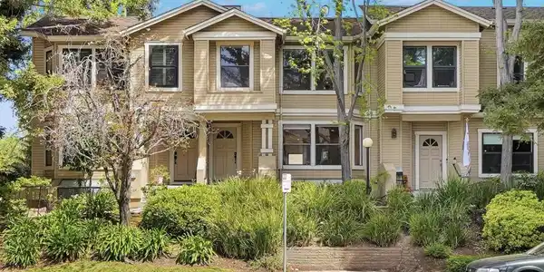 915 La Mesa Terrace