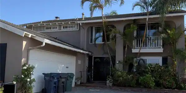 9562 Rockpoint Dr.