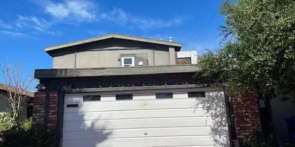 1416 Mariposa St