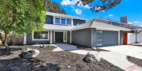 3726 Kelton Drive