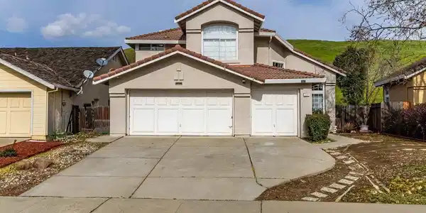 5121 Rodeo Ct