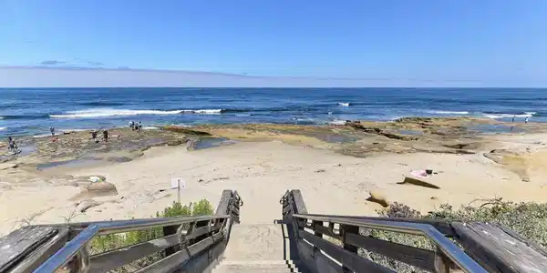 220 Coast Blvd