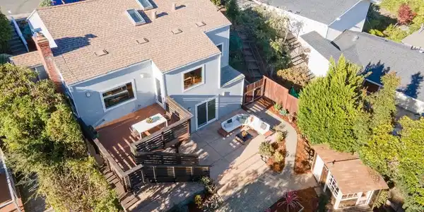 857 Sea View Dr.