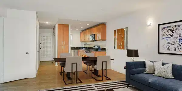 150 E St