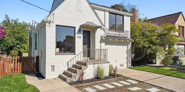 1431 Blake St