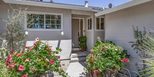 3166 Balmoral Drive