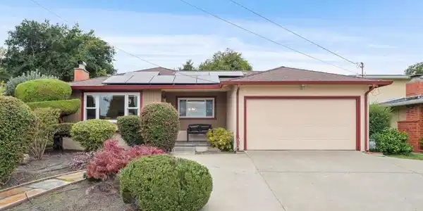 3141 Deseret Dr