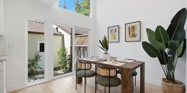 48 Starlite Court