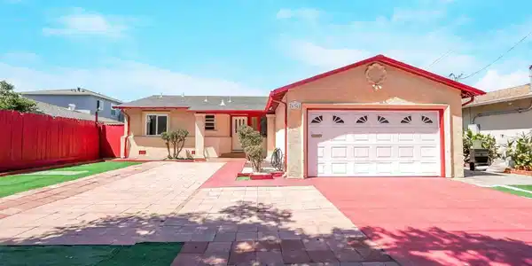 26361 Huntwood Ave