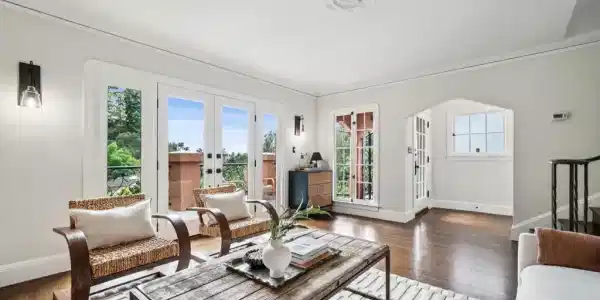 5617 Moraga