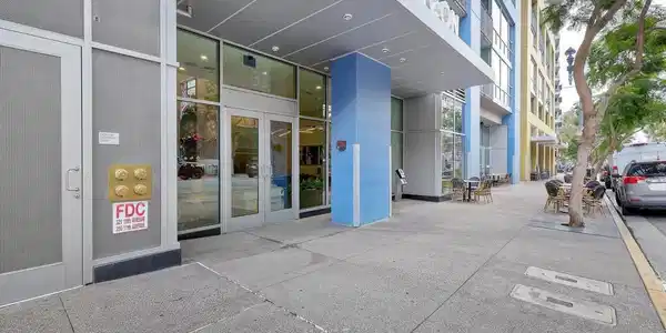 321 10Th Ave