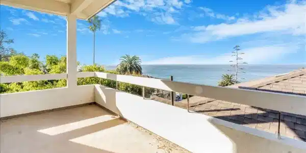 321 N Las Casas Avenue