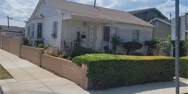 4302 W 133rd