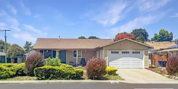 2838 Tara Hills Dr