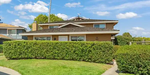 1420 Ruby Court