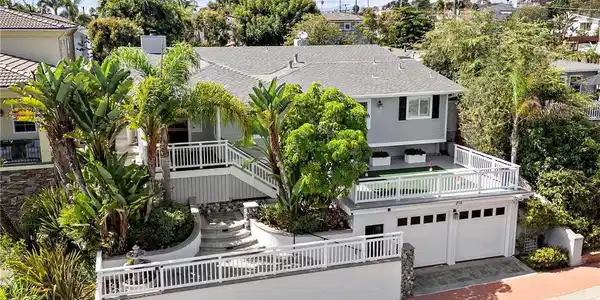 204 Esplanade