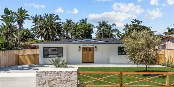 866 La Mirada Avenue